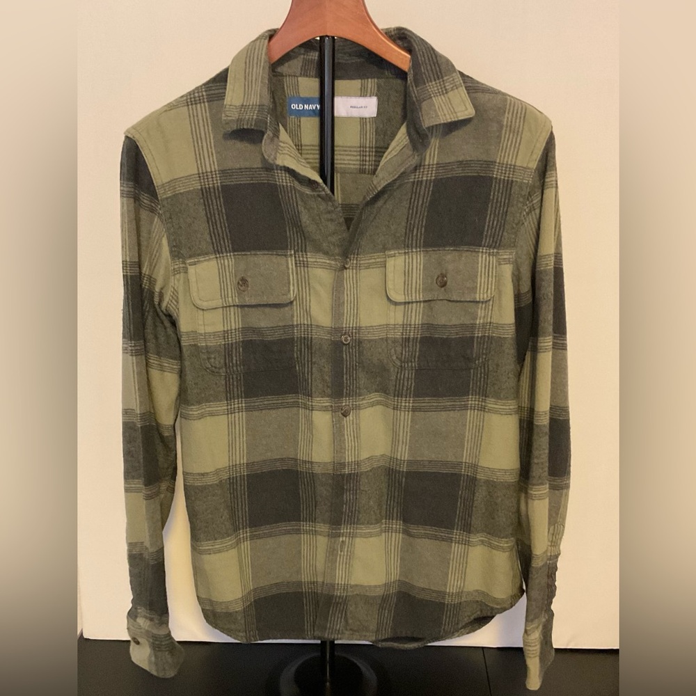 Old Navy Flannel Button-Down Shirt Size Small